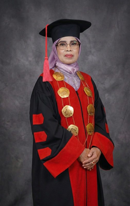 Foto Assoc. Prof. Dr. Hj. Herniati, SH., MM., MH