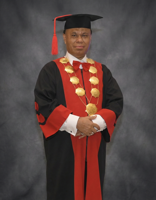 Foto Assoc. Prof. Dr. H. M.H. Ingratubun, SE.,SH.,MM.,MH.,Mediator